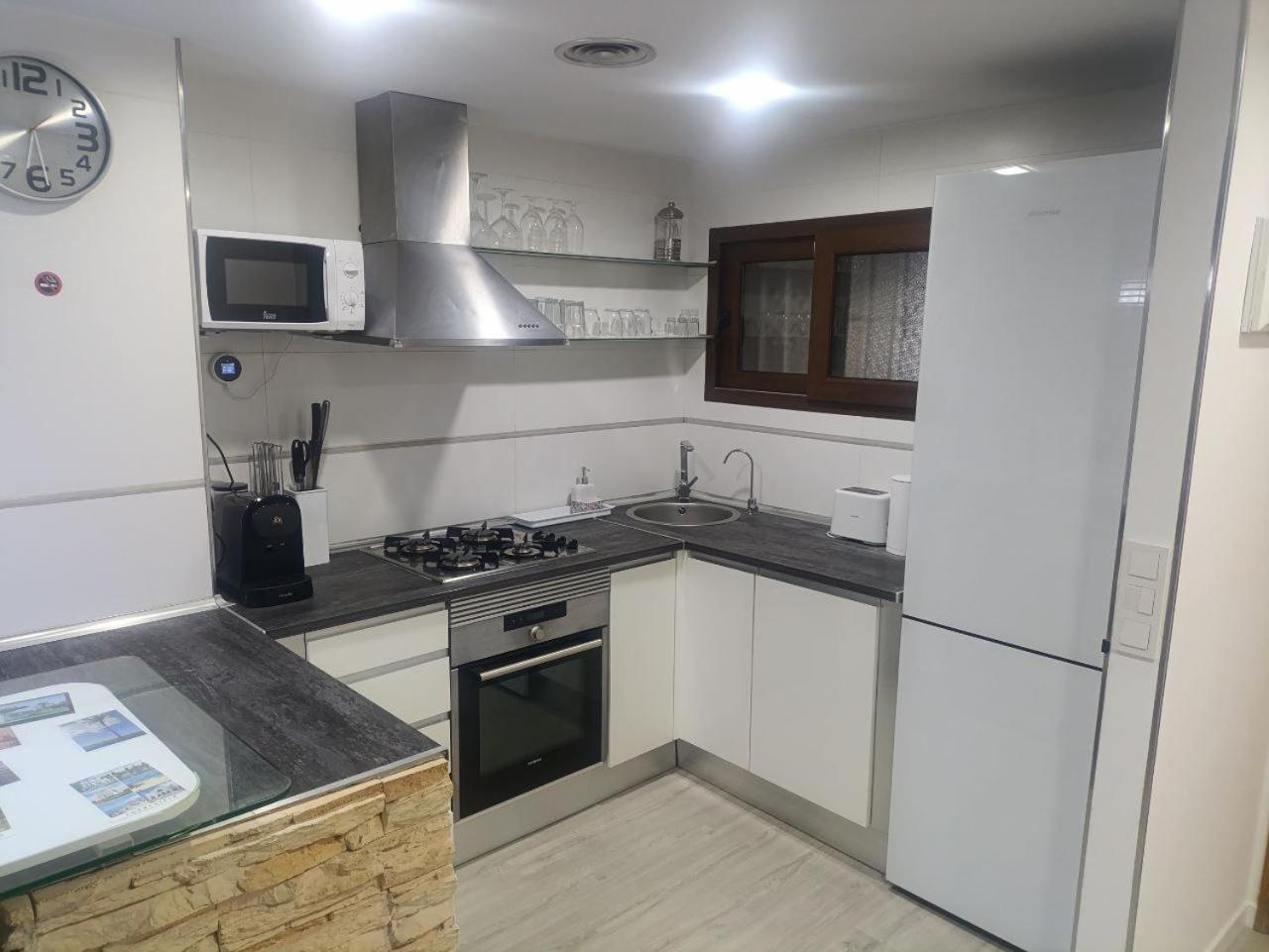 Apartment To Rent In Costa Blanca Torrevieja Exterior photo
